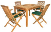 This 4-seater teak table and chairs is an excellent size for a patio